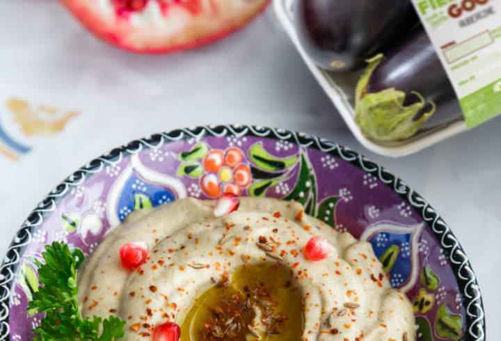 Le baba ganoush avec des aubergines Field Good